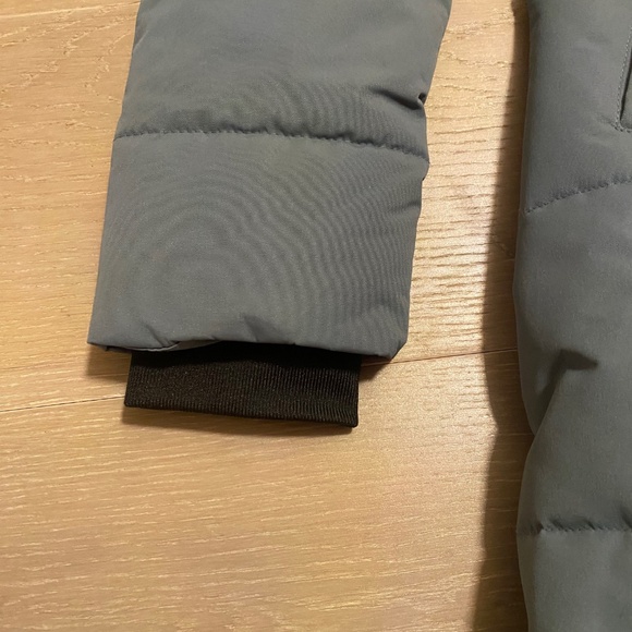 NOIZE quilted winter coat in light blue with faux fur hood trim, size XS - Picture 5 of 13